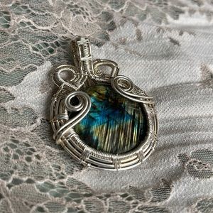 Wire wrapped Labradorite pendant